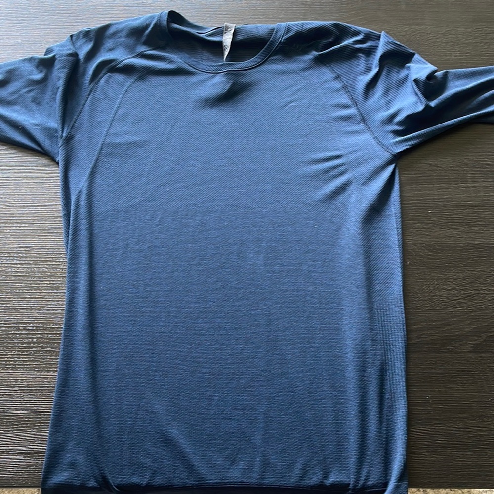 Blue LuluLemon long sleeve